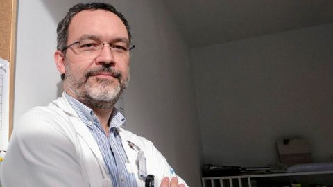 El neurólogo y coordinador de la unidad de ictus del HUCA, Sergio Calleja