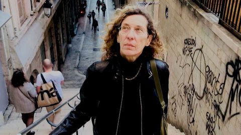 La periodista viguesa Beatriz Beiras en Lyon donde reside y trabaja para Euronews