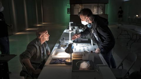 Amenábar, en la grabación de su serie «La Fortuna»