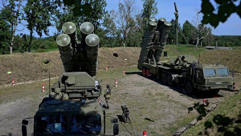 Misiles rusos en la base militar de Kaliningrado