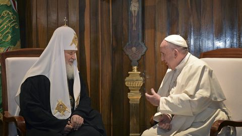 El patriarca Kirill y el papa Francisco, en su encuentro en La Habana en el 2016