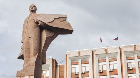 Una estatuta de Lenin en Tiráspol, capital de Transnistria.