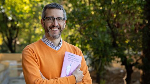 Javier Sánchez Perona, autor de Qué sabemos de los alimentos ultraprocesados, es investigador del CSIC.