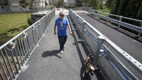 José Luis, un vecino sarriano, criticó la estética del puente