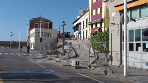  Cuesta del Cholo, en Gijón, durante las obras para la construcción de la plataforma única