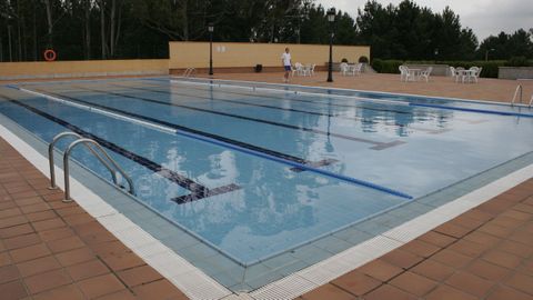 Piscina municipal de Abegondo.