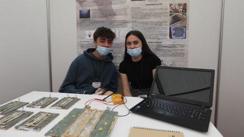 Alumnos del Santiago Apóstol, de Soutomaior, trabajaron sobre materiales del futuro y sus propiedades en el campo de la energía