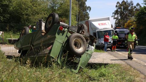 La víctima iba a bordo de un Land Rover Santana antiguo, con matrícula BD de A Coruña