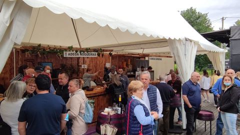 Ocho bodegas locales instalaron puestos en el recinto ferial de Ferreira de Pantón