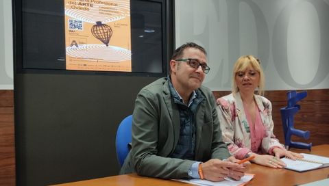José Luis Costillas y Marta Fermín en rueda de prensa