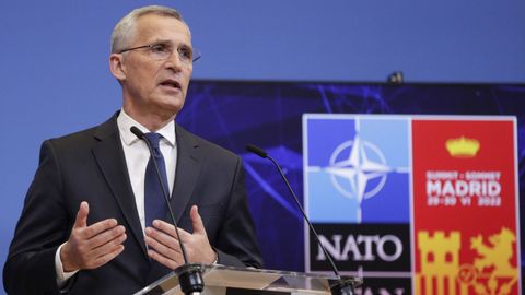 El secretario general de la OTAN, Jels Stoltenberg, durante una rueda de prensa en Bruselas con motivo de la cumbre de Madrid.