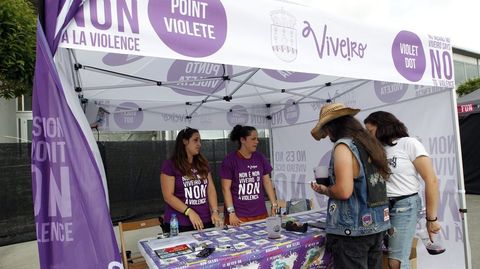 Punto lila para informar sobre violencia de género en el festival Resurrection Fest en Viveiro