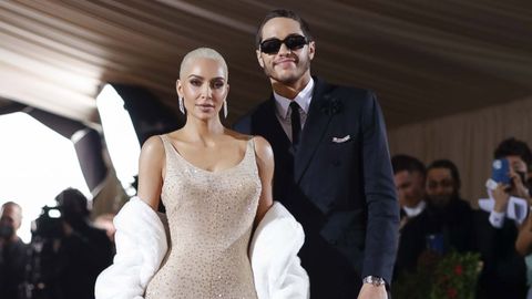 Kim Kardashian y Pete Davidson, en la última gala del Met de Nueva York