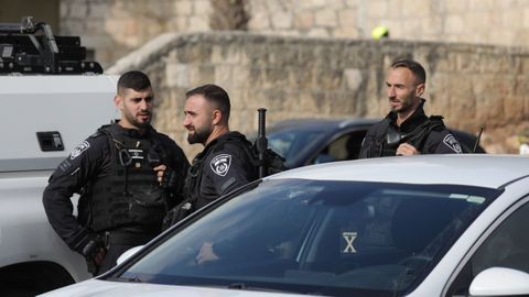 Policía israelí cerca de la zona del tiroteo en la Ciudad Vieja.