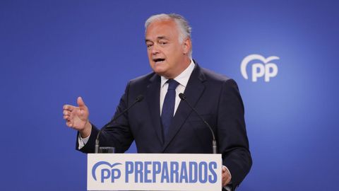 El vicesecretario de Institucional del PP, Esteban González Pons, en rueda de prensa.