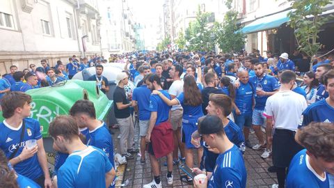 Seguidores del Real Oviedo, en Santander