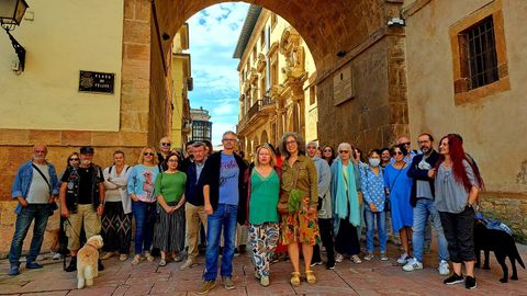 Miembros de la nueva candidatura de unidad popular de Oviedo