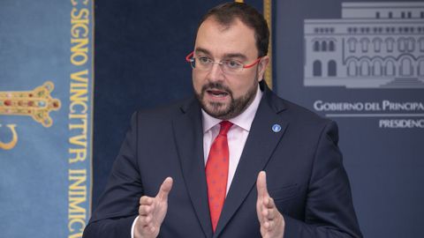El presidente del Principado, Adrián Barbón