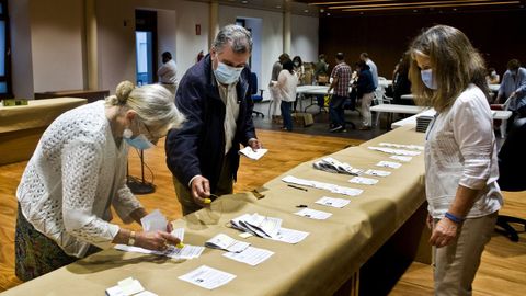 Recuento del voto exterior en las útimas elecciones autonómicas, en el año 2020