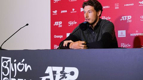 El tenista Pablo Carreño en rueda de prensa con motivo de su participación en el Torneo ATP de Gijón