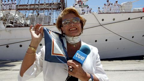 Carmen Sevilla, en la Escuela Naval Militar de Marín