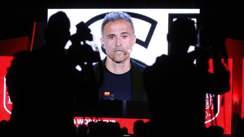 El seleccionador nacional, Luis Enrique Martínez, anuncia la lista definitiva de jugadores para el Mundial de Catar