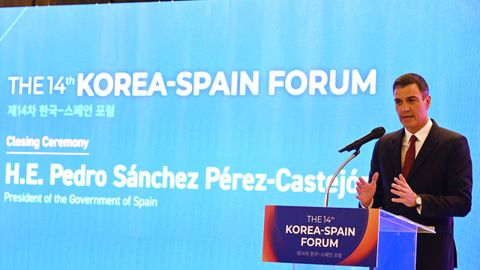 El presidente del Gobierno, Pedro Sánchez, durante su discurso en la ceremonia de clausura de la decimocuarta edición de la Tribuna Corea-España.