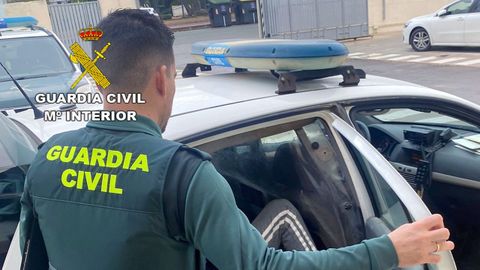 El detenido fue trasladado a dependencias de la Guardia Civil