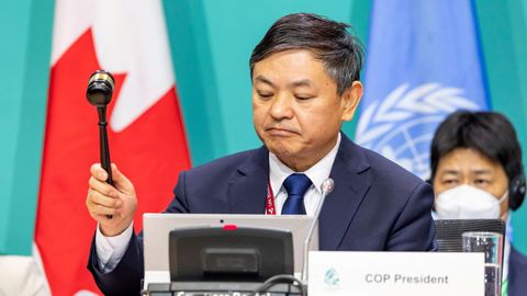 El ministro de Ecologa chino, Huang Runqiu, presidente de la COP15