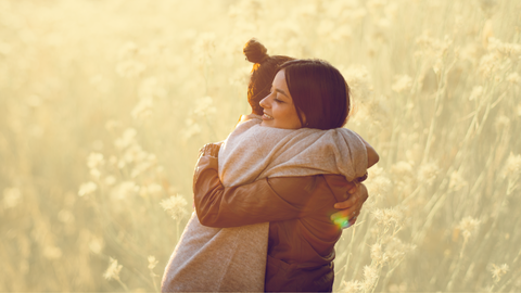 Un abrazo puede modificar nuestra salud.