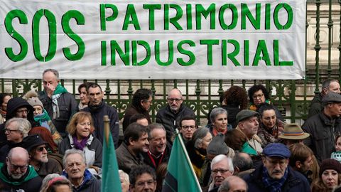 Protesta contra el convenio de La Vega, en Oviedo