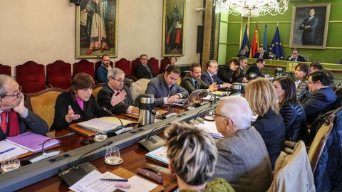 Pleno ordinario del Ayuntamiento de Oviedo presidido por el alcalde Alfredo Canteli
