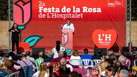 El portavoz del Grupo Socialista en el Congreso, Patxi López, este domingo en la presentación de la candidatura de Nuria Marín a la alcaldía de Hospitalet