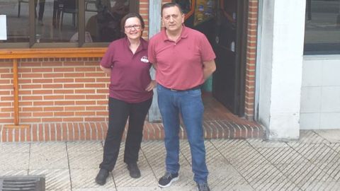 Ana Mara Rodrguez y su marido, Lorenzo, estn al frente de Mesn El Viso, que lleva ms de 40 aos de actividad en Oviedo