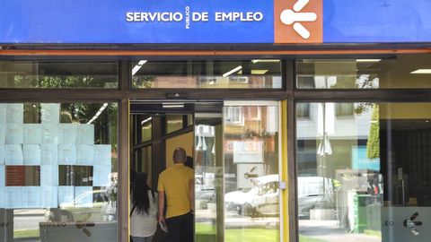 una oficina del servicio pblico de empleo en Oviedo