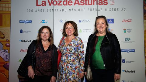 La directora comercial de Mentiona Formacin, Marta Ferndez; la gerente de las Juntas Industriales y Navales, Carmen Charterina; y la directora gerente de Mentiona Formacin, Piedad Gonzlez