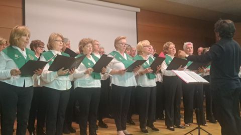 Coro de la Asociación de alumnos mayores de la Universidad de Oviedo
