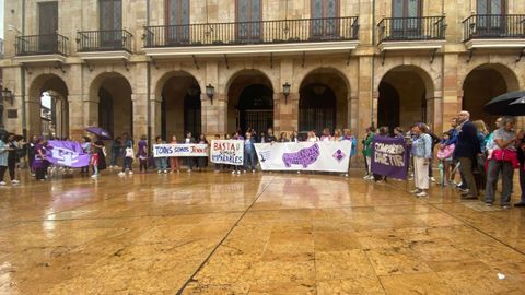 Concentracin en Oviedo para pedir la dimisin de Rubiales