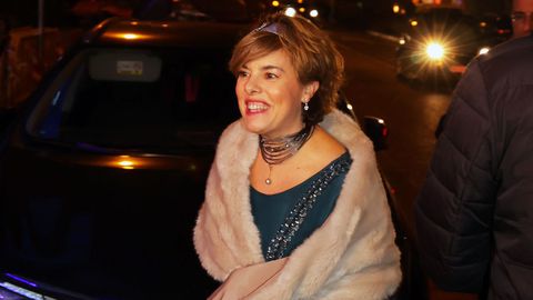 Soraya Senz de Santamara asiste a la fiesta de cumpleaos ambientada en Moulin Rouge.
