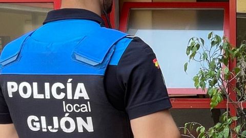 Uniforme de la Polic�a Local de Gij�n