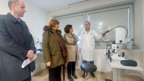 Visita al nuevo lser para tratar el glaucoma del hospital San Agustn de Avils
