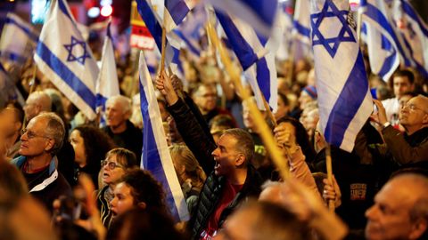 Protestas de ayer en Tel Aviv de israeles en contra de Netanyahu.