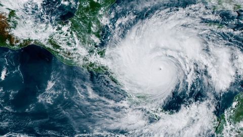 Imagen del histrico huracn Iota que en noviembre del 2020 alcanz categora 5