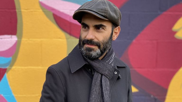 David Pintor revisa 30 años de dibujo en la exposición «Trazos»