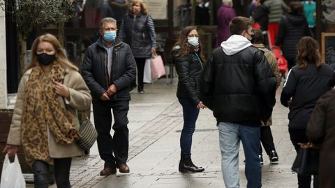 La capital barbanzana supera los 800 positivos en 14 días