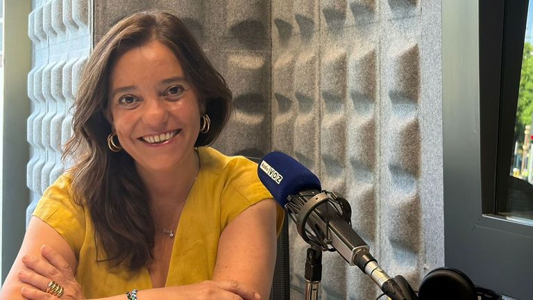Inés Rey, en Radio Voz: «Ojalá estuviésemos hablando de la fachada del Novo Chuac, pero no hay nada»