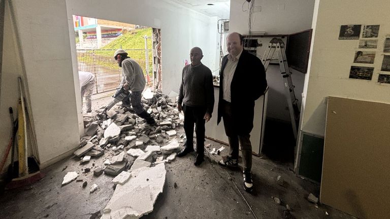 El pabellón municipal de Caldas cierra diez días por las obras de reforma