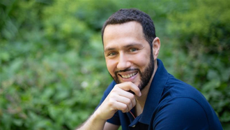 Mathieu Bouarfa es bioqumico especializado en complementos alimentarios.