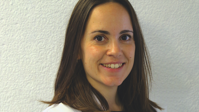 La doctora Helena Borrell es reumat�loga en el Hospital Vall D'hebron, en Barcelona.