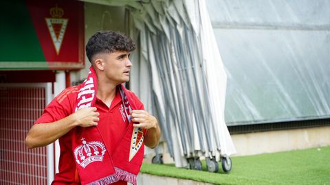 Jorge Mier, en su presentaci�n con el Real Murcia